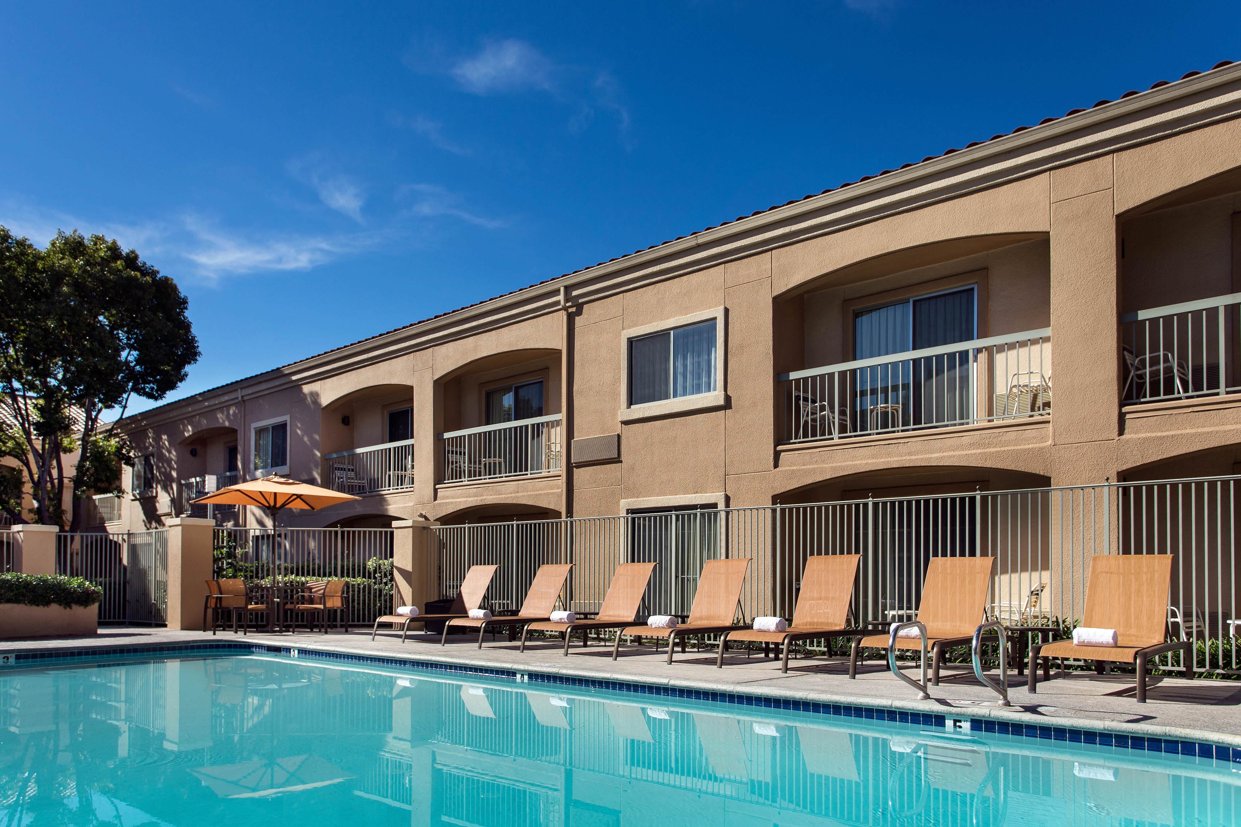 Sonesta Select Camarillo Hotel Exterior photo